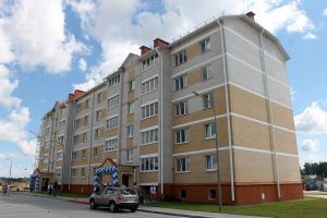 Торжественное открытие 40-квартирного дома состоялось в Слуцке