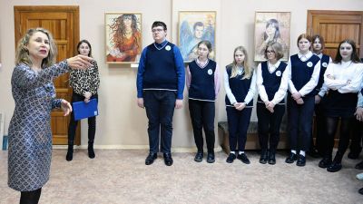 У Крупскай галерэі адкрылася сумесная выстава Барыса Аракчэева і яго дачкі
