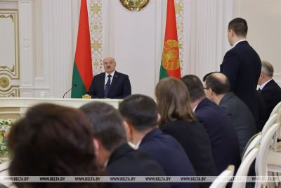 Александр Лукашенко: &quot;Постоянные реформирования сферы образования должны быть прекращены&quot;