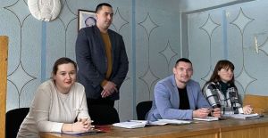Молодежная информационно-пропагандистская группа встретилась с работниками Крупского райагросервиса