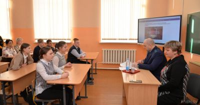 Сотрудники прокуратуры Крупского района провели со школьниками уроки памяти