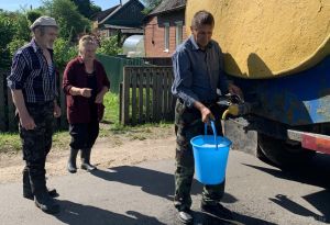 Хватает ли воды жителям поселка Крупского и есть ли проблемы? Узнали у потребителей