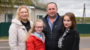 В семье крупчан Олега и Ирины Семенько понимают: родители – главный пример для дочерей