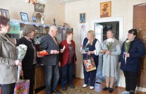 Раиса Шестакович из Ухвалы 85-летие встречала в кругу родных и гостей