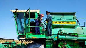 Работники Крупского РОЧС провели рейды по местам хранения, уборки и переработки урожая