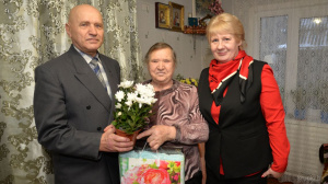 10 декабря свой 80-летний юбилей отметила заслуженная доярка Людмила Чеснович