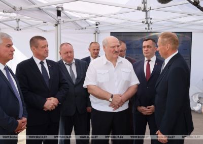 &quot;Даже не жалуйтесь на жесткие решения!&quot; Лукашенко считает, что проблема слабых хозяйств в отсутствии дисциплины