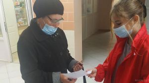 Волонтеры Крупского районного комитета БРСМ провели акцию за вакцинацию