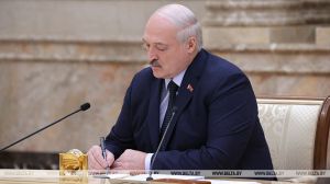 Александр Лукашенко о отработке после ВУЗов: &quot;Сроки мы увеличиваем&quot;