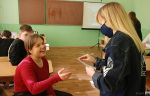 Школьники поселка Крупский поучаствовали в открытом диалоге