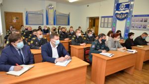 Председатель райисполкома встретился с коллективом Крупского отдела Департамента охраны МВД