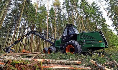 В следующем году в лесхозы Беларуси поступит более 50 единиц техники &quot;АМКОДОР&quot;
