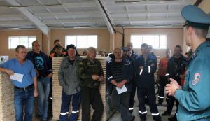 Крупские спасатели встретились с коллективами организаций района