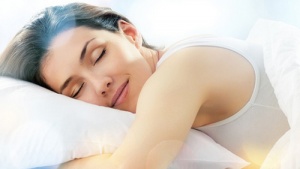 Ученые выяснили, сколько нужно спать, чтобы хорошо выглядеть