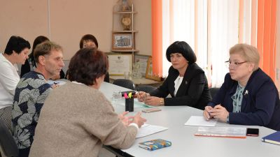 В Крупках прием граждан провела член Постоянной комиссии Совета Республики Национального собрания Республики Беларусь по экономике, бюджету и финансам