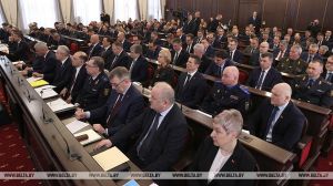 Президент Беларуси на заседании Совмина расставил акценты для аграриев и поручил до 1 мая внести предложения по раскрепощению регионов