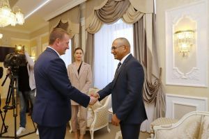 Турчин встретился с послом ОАЭ: «Эмираты — хаб, открывающий ворота для поставок во многие страны»