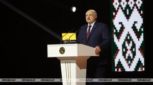 Лукашенко: белорусы - самая миролюбивая нация на земле