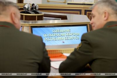 Александр Лукашенко провел плановое совещание по вопросам обороны