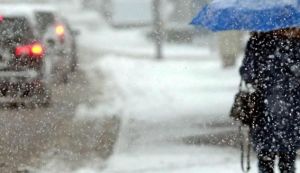 ГАИ призывает водителей и пешеходов в непогоду быть предельно осторожными