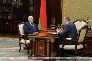 Лукашенко принял Крутого с комплексным докладом по белорусско-российским отношениям и не только