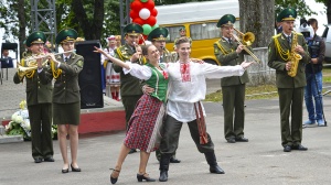 В Крупках состоялся праздничный концерт «Квітней, мая Беларусь!» (фото)
