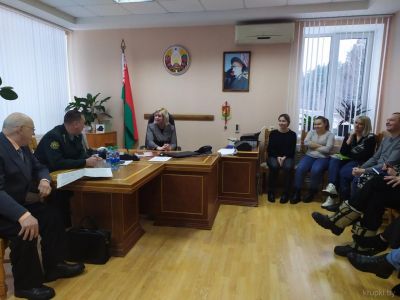 Председатель Крупского районного Совета депутатов встретилась с коллективом Новокрупского лесхоза