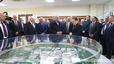 Лукашенко: строительство в Беларуси второй АЭС пока дискуссионный вопрос
