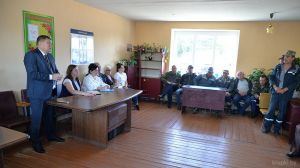 Председатель райисполкома провел встречи в трех коллективах Игрушковского сельсовета