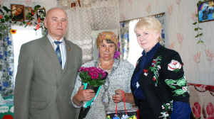 48 гадоў – працоўны стаж аператара машыннага даення кароў Веры Васільеўны Мазанік