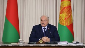 Лукашенко: я не требую космоса в сельском хозяйстве, но нам надо сохранить страну