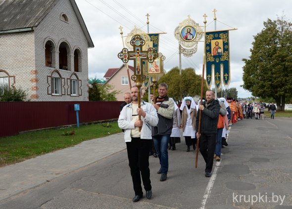 В Крупках прошел Крестный ход