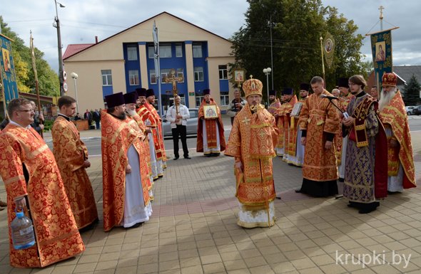 В Крупках прошел Крестный ход