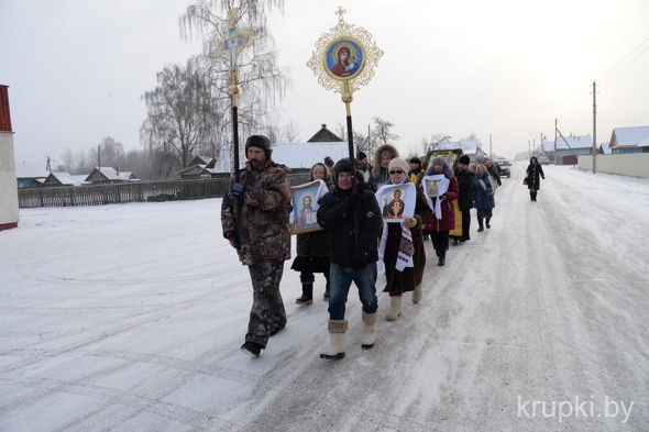 В Крупский район прибыла икона Рождества Христова с частицей яслей Богомладенца