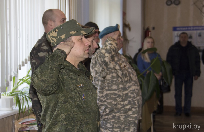 В Крупском районе прошли военно-спортивные сборы клуба «Рубеж»