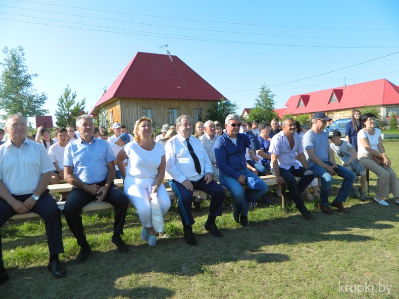 Школьники Крупского района угостили уфимцев белорусскими блюдами и запустили модели авиаракет