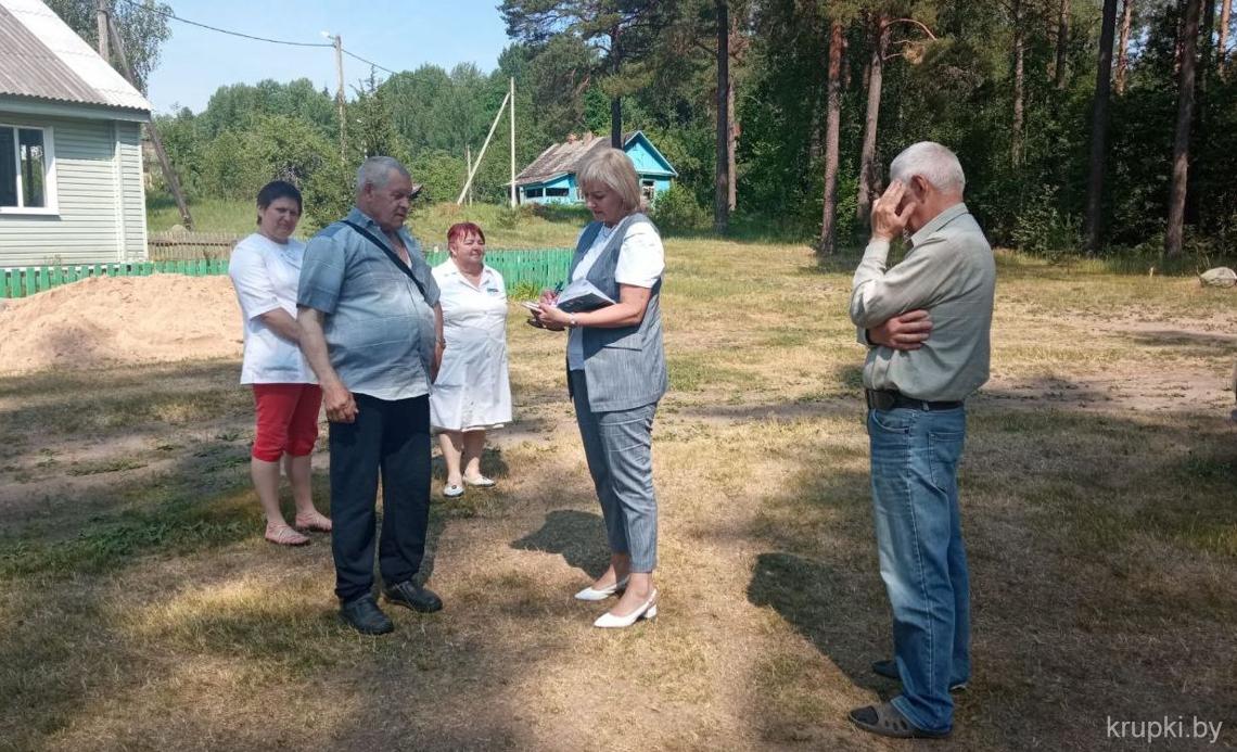 С жителями Обчуги и Киевец встретилась председатель районного Совета  депутатов - Новости города Крупки и Крупского района | Сайт газеты 