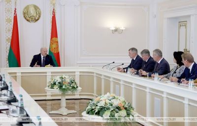 Александр Лукашенко актуализировал задачи перед Управлением делами Президента