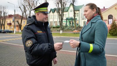 Госавтоинспекция акцентируют внимание на необходимость использовать фликеры