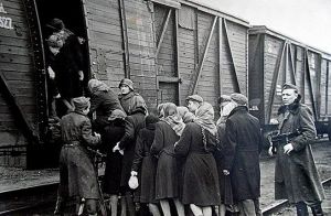 За разгром на станции Славное немцы расстреляли 100 мирных граждан, среди них –  дети
