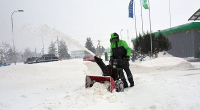 Службы и население сплоченно приняли вызов и противостояли капризам погоды