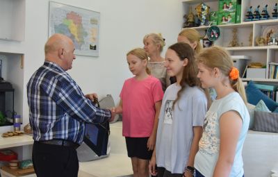 Юные крупские художники стали лауреатами конкурса «Нам мир завещано беречь»