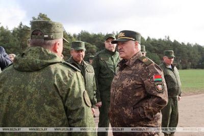 Александр Лукашенко ознакомился с организацией узла сопротивления укрепрайона в Брестской области