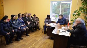 Председатель Крупского райисполкома встретился с жителями агрогородка Обчуга