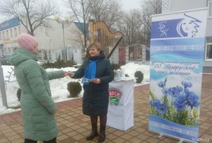 Пикеты по повышению электоральной активности граждан проходят в Крупском районе