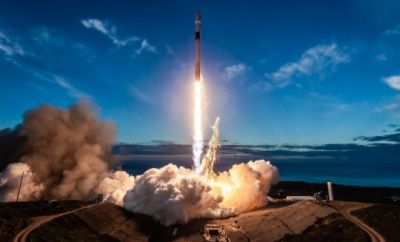 SpaceX осуществила запуск ракеты-носителя Falcon 9 с 57 спутниками Starlink