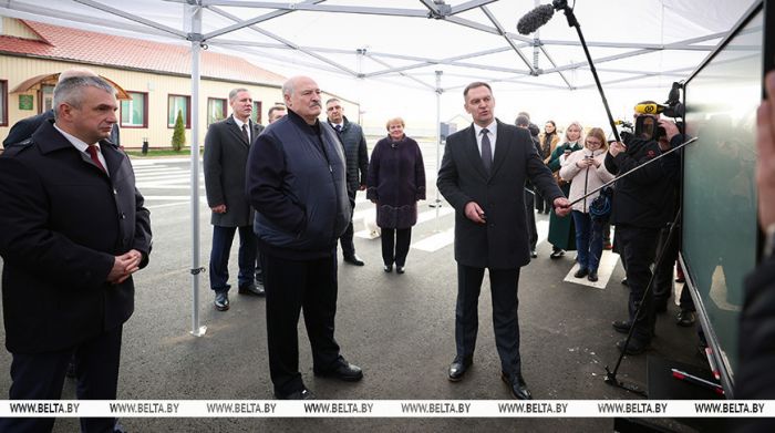 Лукашенко: мосты и дороги - это наиважнейшая задача государства