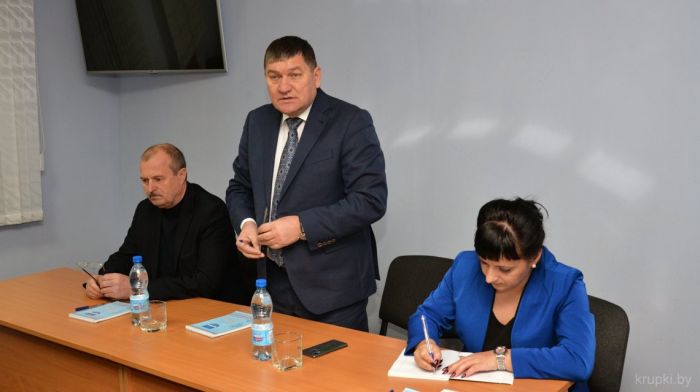 Председатель Крупского райисполкома встретился с трудовым коллективом Автомобильного парка № 16
