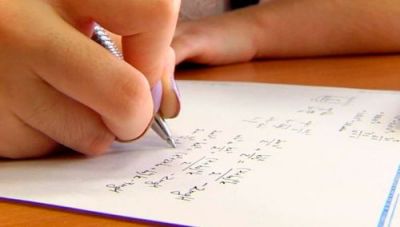 В школах Беларуси начинаются выпускные экзамены