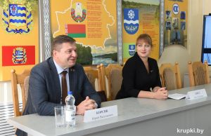 75 законопроектов, десятки встреч: чем запомнился 2025 год для депутата нашего округа Юрия Корсика